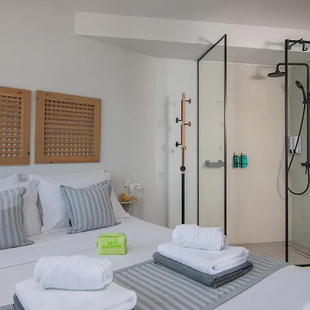 Appartamento Beachfront Salty Sea Luxury 2 *